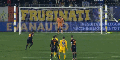 要来切尔西了？哈维-西蒙斯社媒简介删除RB莱比锡字样