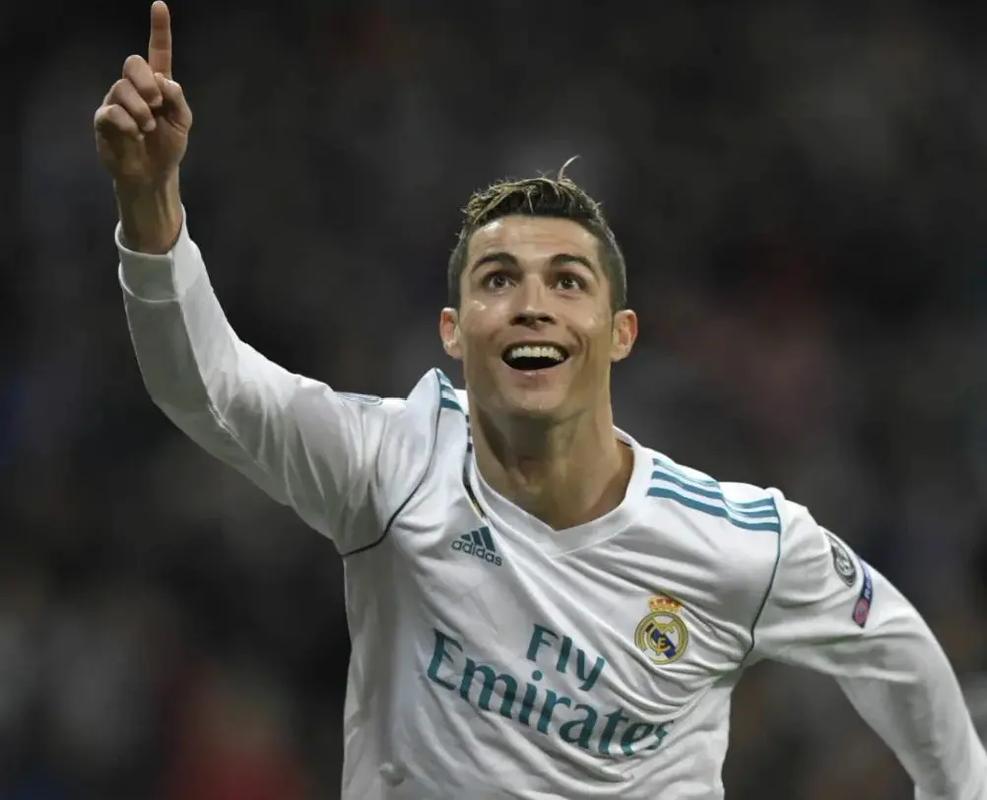 火箭状元秀哈登带队击败国王